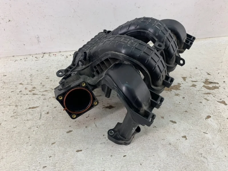 Коллектор впускной Mitsubishi Outlander 2012- 3