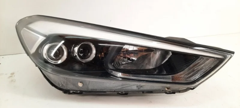 Фара Hyundai Tucson 2015-2019 3