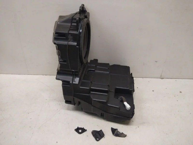 Сабвуфер Lexus RX 2016- 4