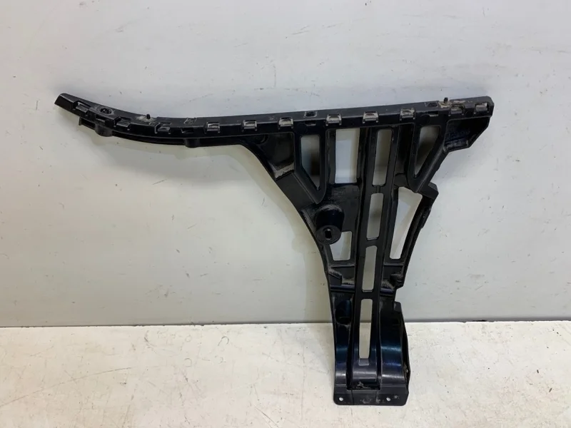 Кронштейн бампера Mercedes-Benz -Class 2017-2020 W222