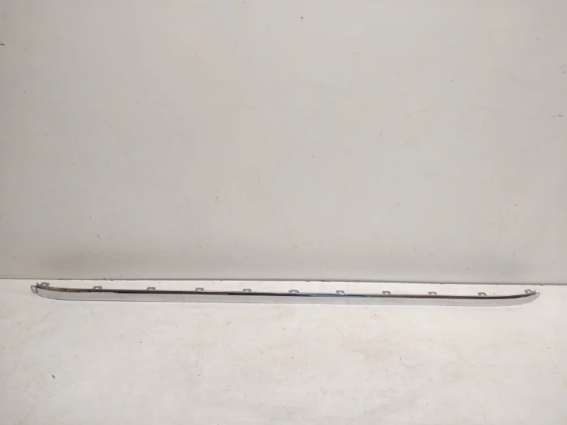 Молдинг бампера Volkswagen Touareg 2015-2017