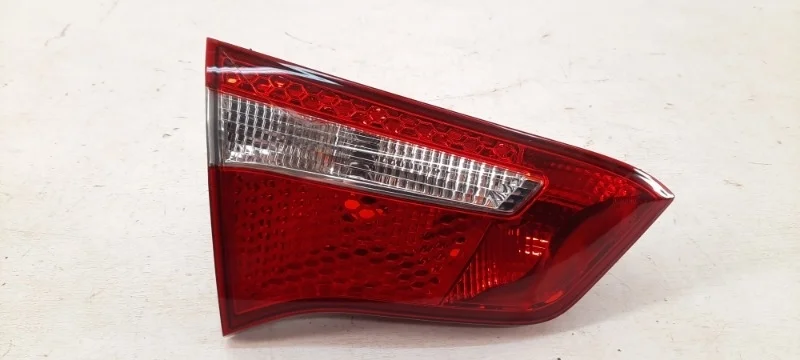 Фонарь Kia rio 2011-2015 3