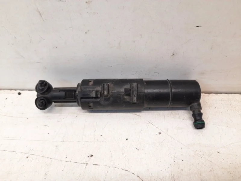 Форсунка омывателя Mercedes-Benz -Class 2011-2014 W204