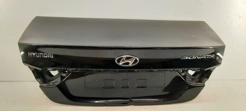 Крышка багажника Hyundai Sonata 2009-2015 6