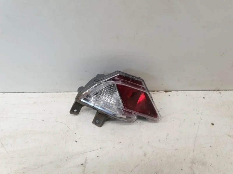 Фонарь противотуманный Toyota Rav4 2016-2019 45
