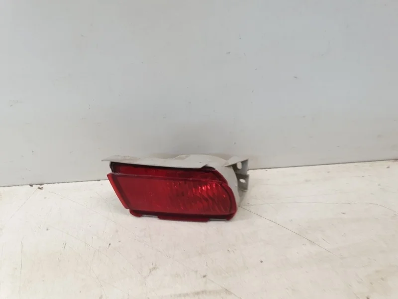 Фонарь противотуманный Toyota Land Cruiser Prado 2009-2020 150