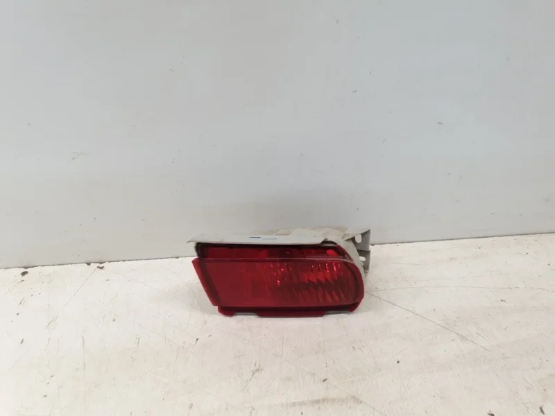 Фонарь противотуманный Toyota Land Cruiser Prado 2009-2020 150