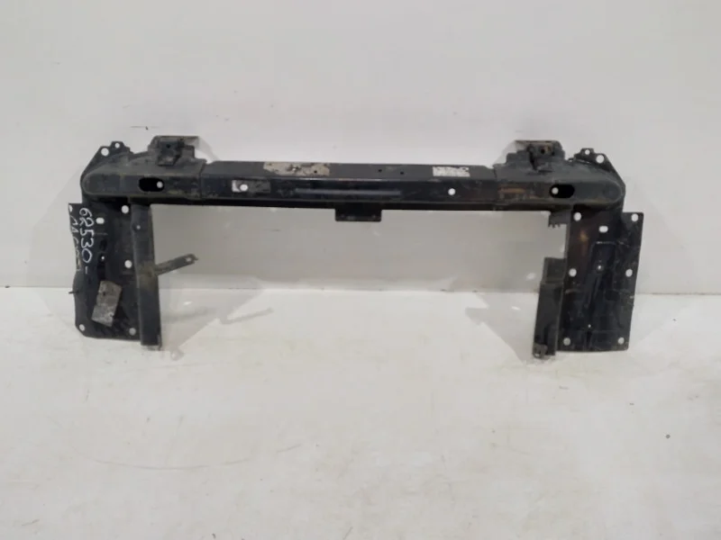 Панель передняя (телевизор) Nissan Murano 2002-2008 Z50