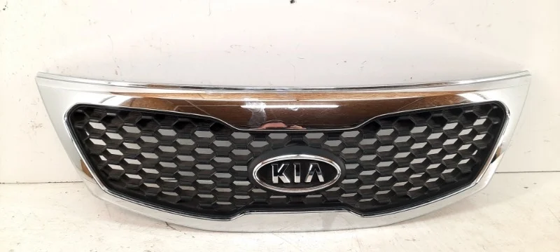 Решетка радиатора Kia Sorento 2009-