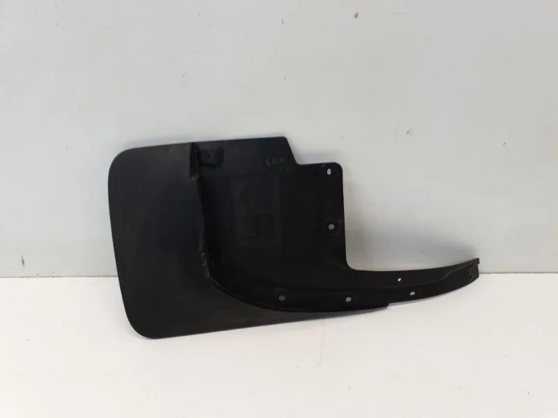 Брызговик Toyota Land Cruiser 2007-2015