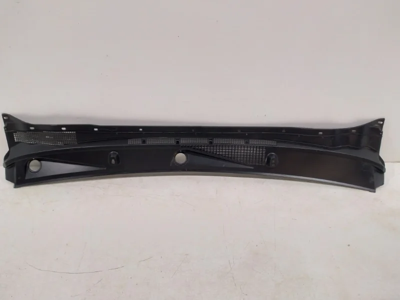 Жабо Nissan Pathfinder 2004-2014 R51