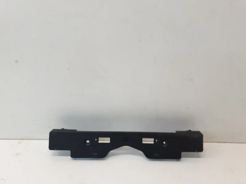 Площадка под гос. номер Toyota Land Cruiser 2012-2015 200