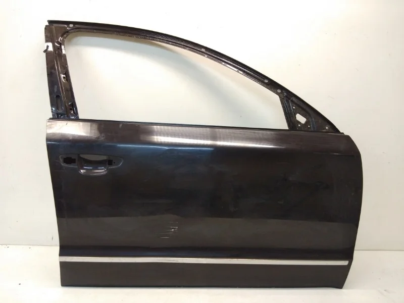 Дверь Skoda Superb 2008-2015