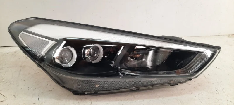 Фара Hyundai Tucson 2015-2018 3