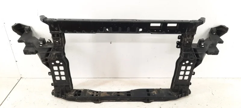 Панель передняя (телевизор) Kia Sorento Prime 2015- 3