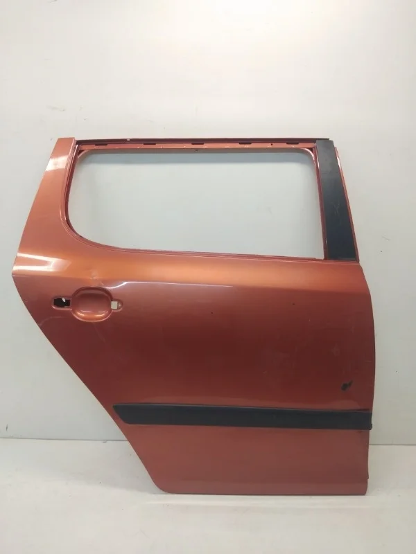 Дверь Skoda Fabia 2007-2014