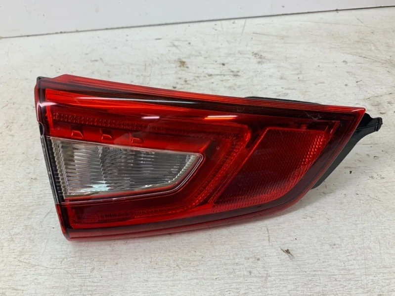 Фонарь Nissan Qashqai 2014- j11