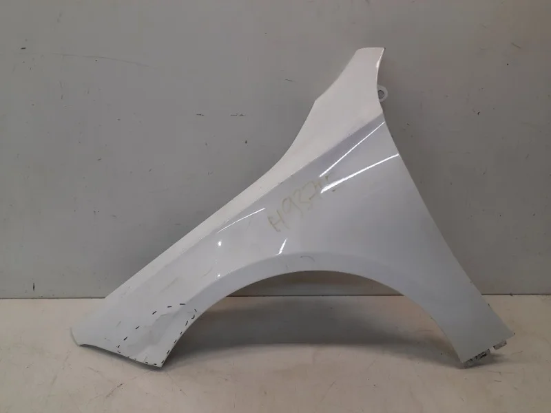 Крыло Mercedes-Benz A-Class 2018-2021 W177