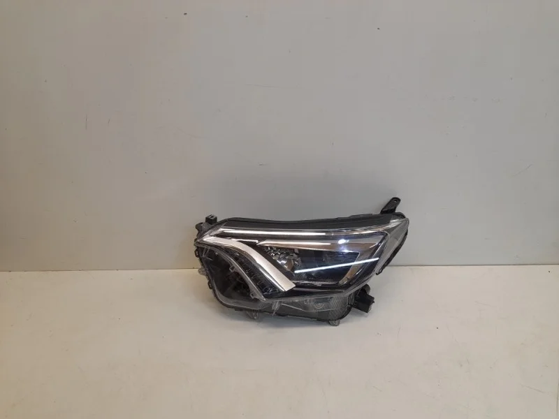 Фара Toyota Rav4 2016-2019 45