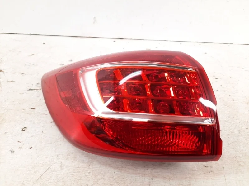 Фонарь KIa Sportage 2010-2017 3