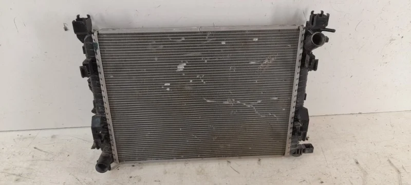 Радиатор охлаждения Renault Duster 2012-