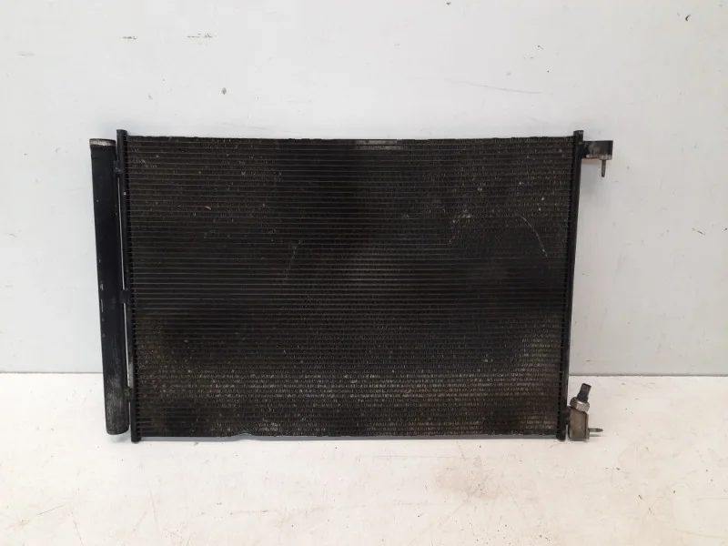 Радиатор кондиционера Mercedes-Benz -Class 2015-2021 W205