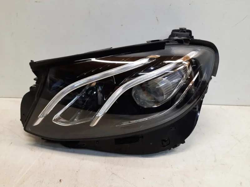 Фара Mercedes-Benz -Class 2016-2020 W213