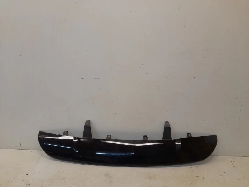 Накладка бампера Toyota Rav4 2016-2019 45