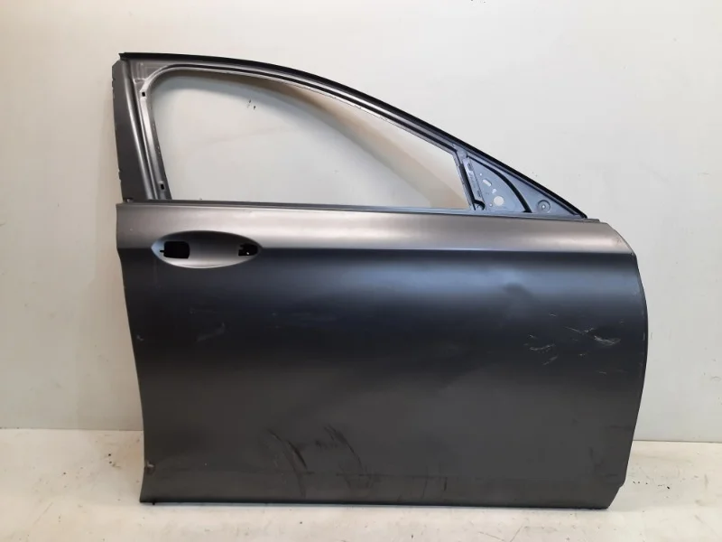 Дверь Mercedes-Benz -Class 2016-2021 W213