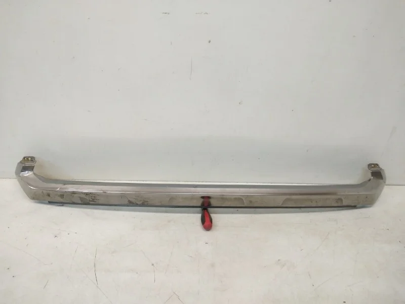 Молдинг решетки радиатора Lexus RX 2016-2019 4