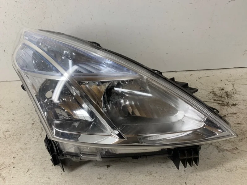 Фара Nissan Teana 2008-2011 J30