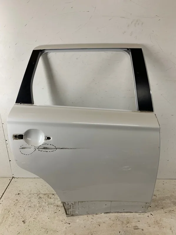 Дверь Outlander 2015- 3