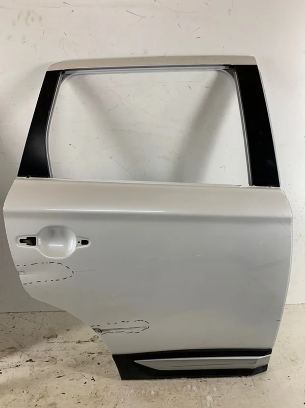 Дверь Outlander 2015- 3