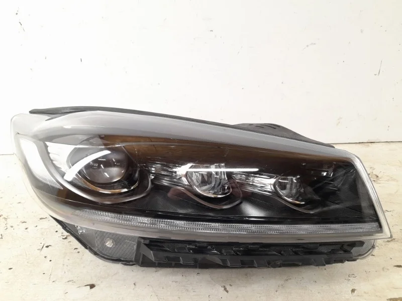 Фара KIa Sorento Prime 2017-2020 3