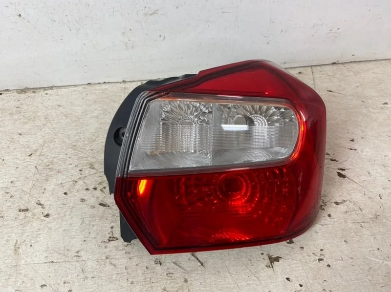 Фонарь Subaru XV 2011-2017 G33 G43