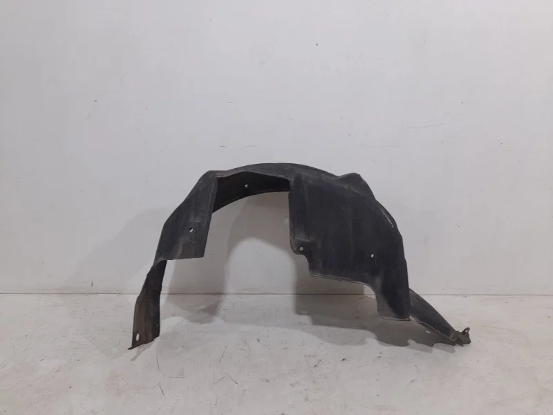 Подкрылок Toyota Camry 2018- 70