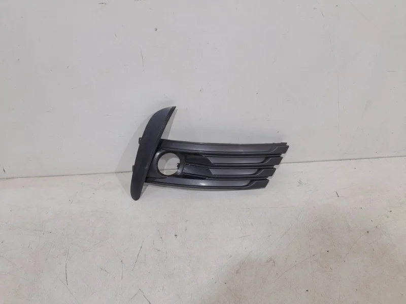 Рамка птф Toyota Corolla 2016-2019 E180