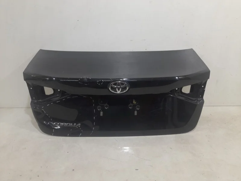 Крышка багажника Toyota Corolla 2021- E210
