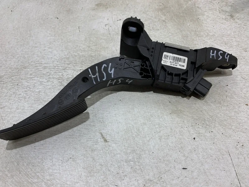 Педаль газа Hyundai Solaris с 2017- по н.в