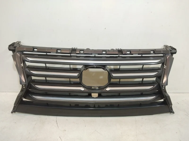 Решетка радиатора Lexus GX 2014-2018