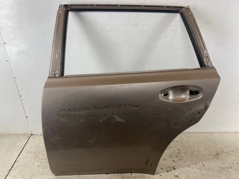 Дверь Subaru Legacy Outback 2010-2014 B14