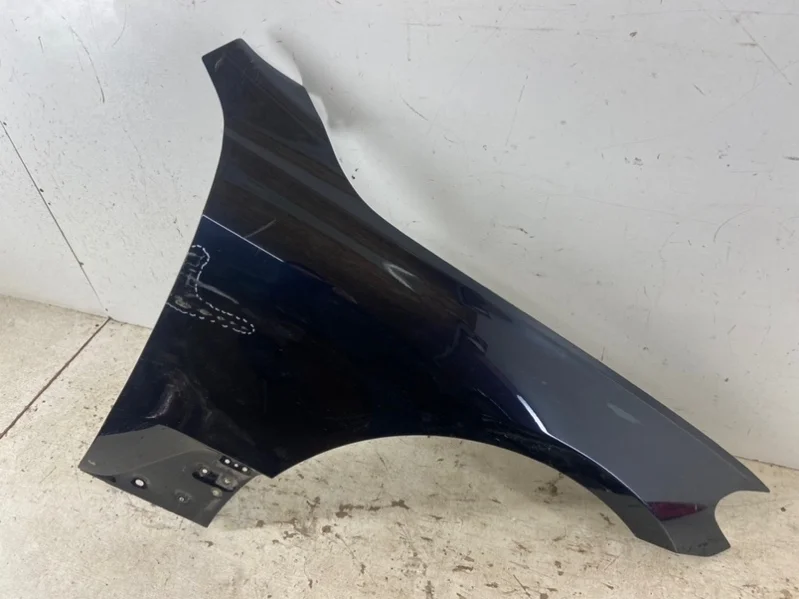 Крыло BMW 6er 2017- G32