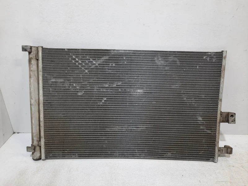 Радиатор кондиционера BMW X5 2013- F15