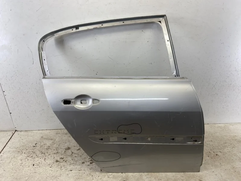 Дверь Renault Megane 2003-2009