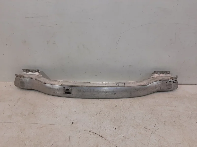 Усилитель бампера AUDI A8 2003-2010 D3