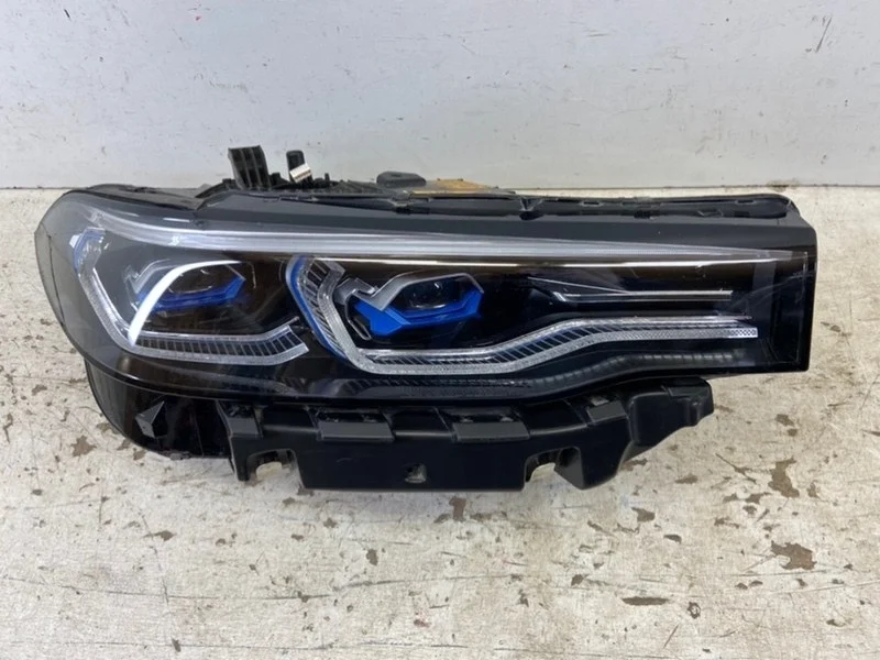 Фара BMW X7 2017- G07