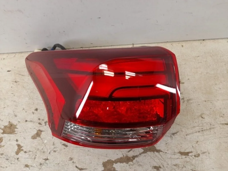 Фонарь Outlander 2015- 3