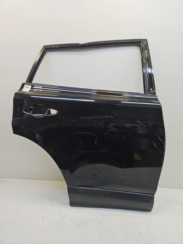 Дверь Toyota Rav4 2013-2019 40