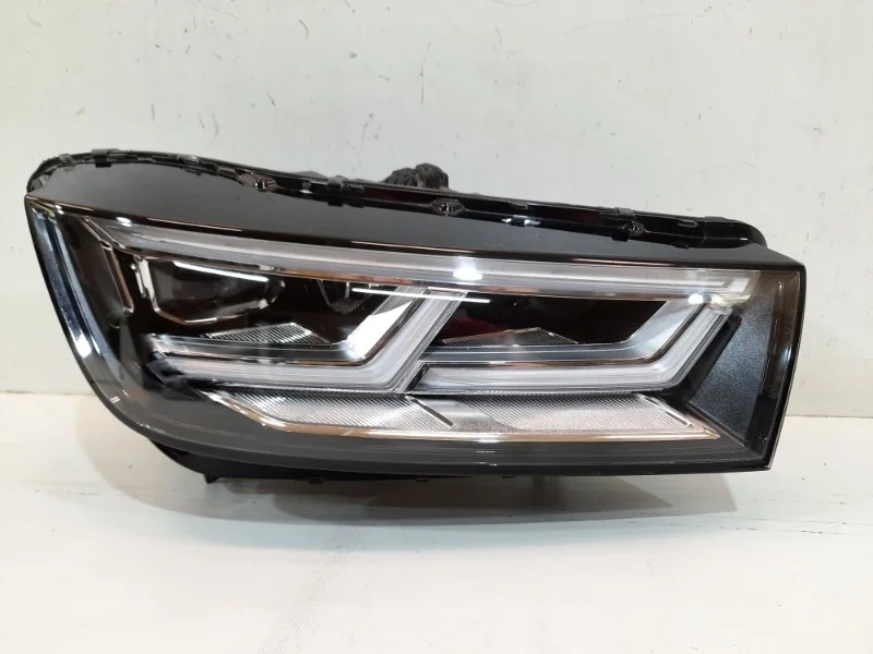 Фара AUDI Q5 2016-2021 FY