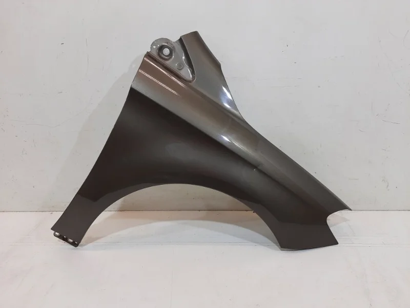 Крыло Mercedes-Benz -Class 2011-2017 W246